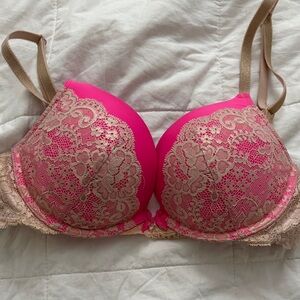 Victoria’s Secret bra 34C